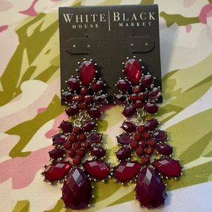 NWOT — WHBM earrings 💋